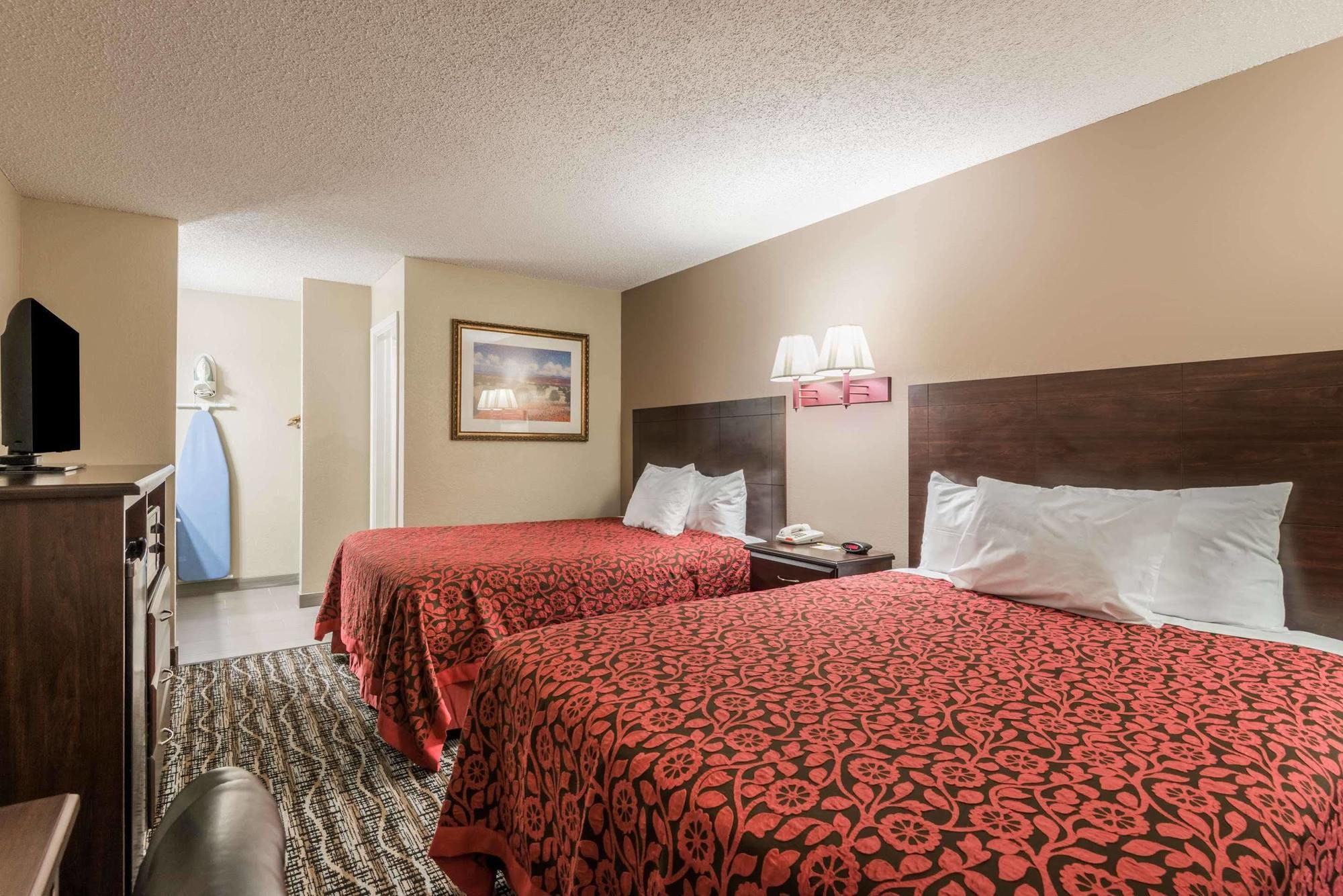 Days Inn By Wyndham San Marcos Bagian luar foto