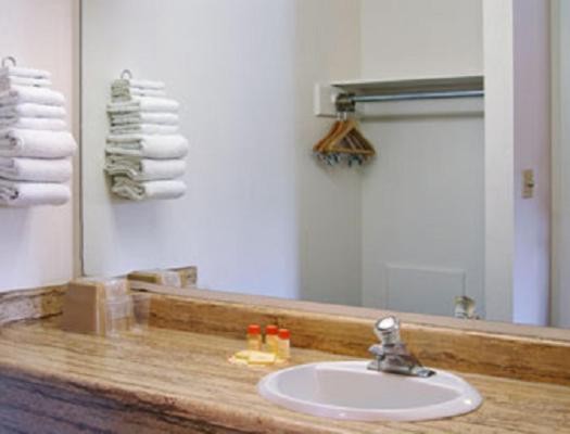 Days Inn By Wyndham San Marcos Ruang foto